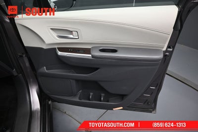2021 Toyota Sienna XLE 7 Passenger