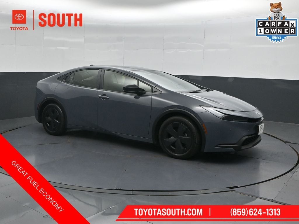 2025 Toyota Prius LE