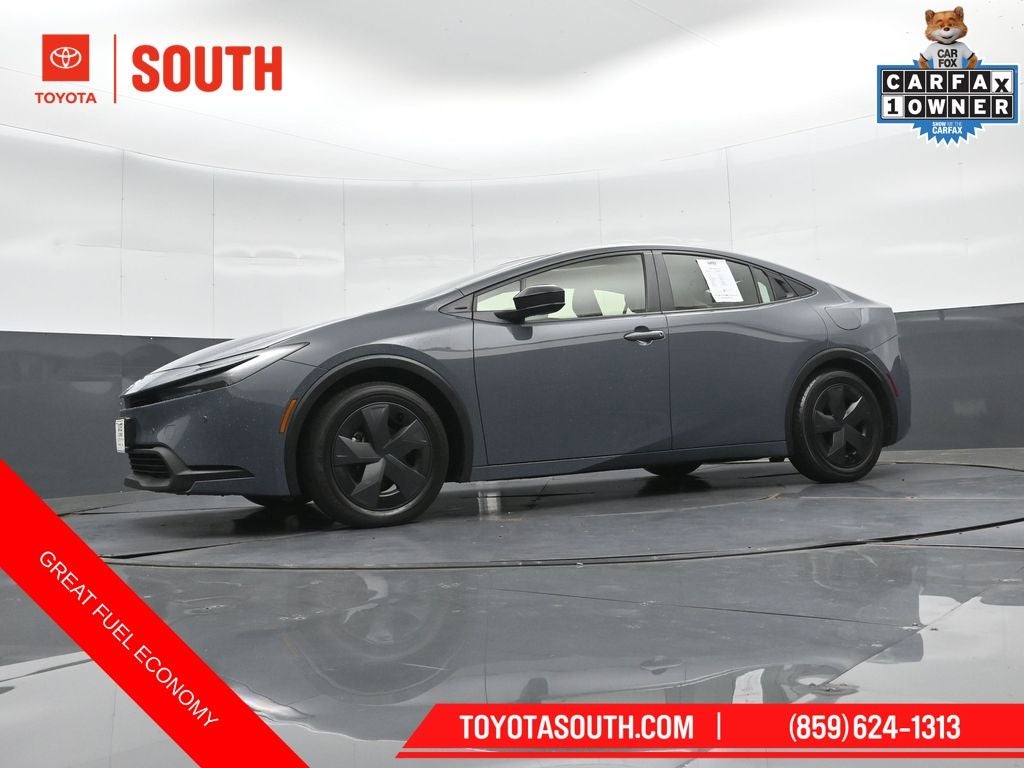 2025 Toyota Prius LE
