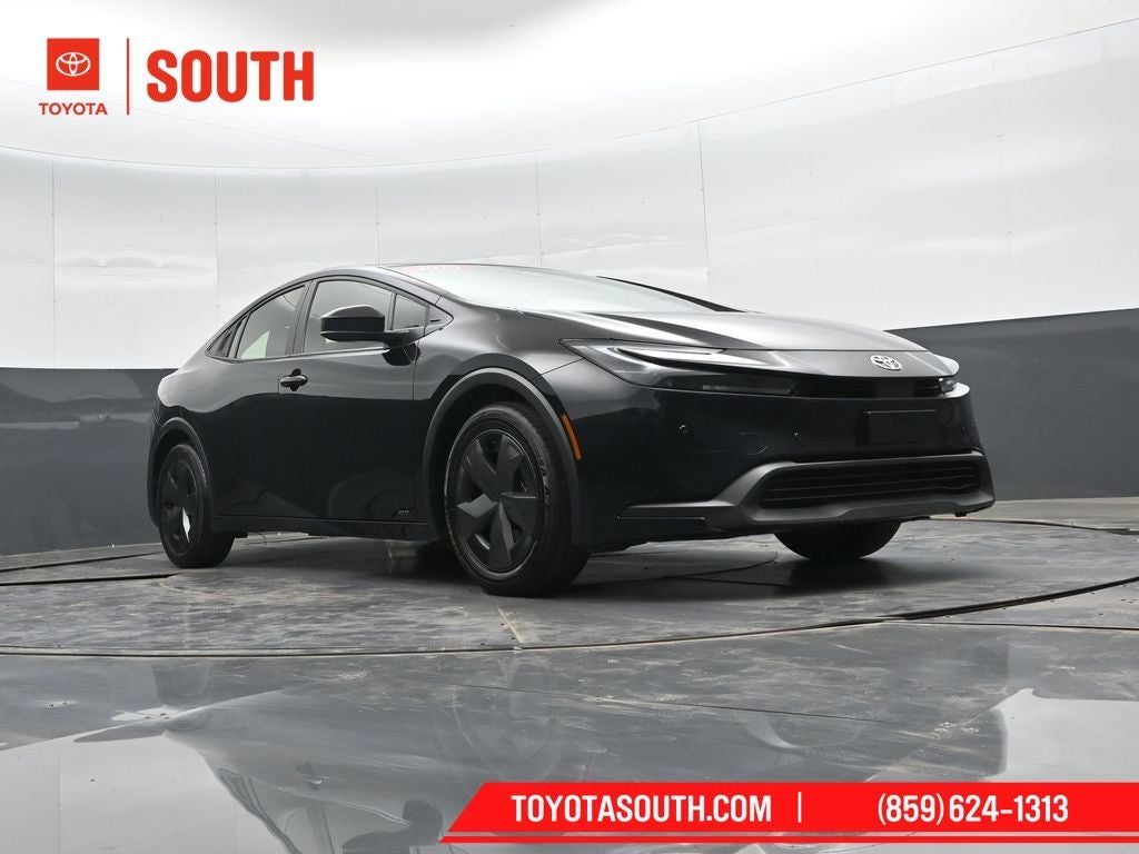 2025 Toyota Prius LE