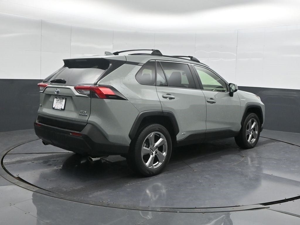 2021 Toyota RAV4 Hybrid XLE Premium
