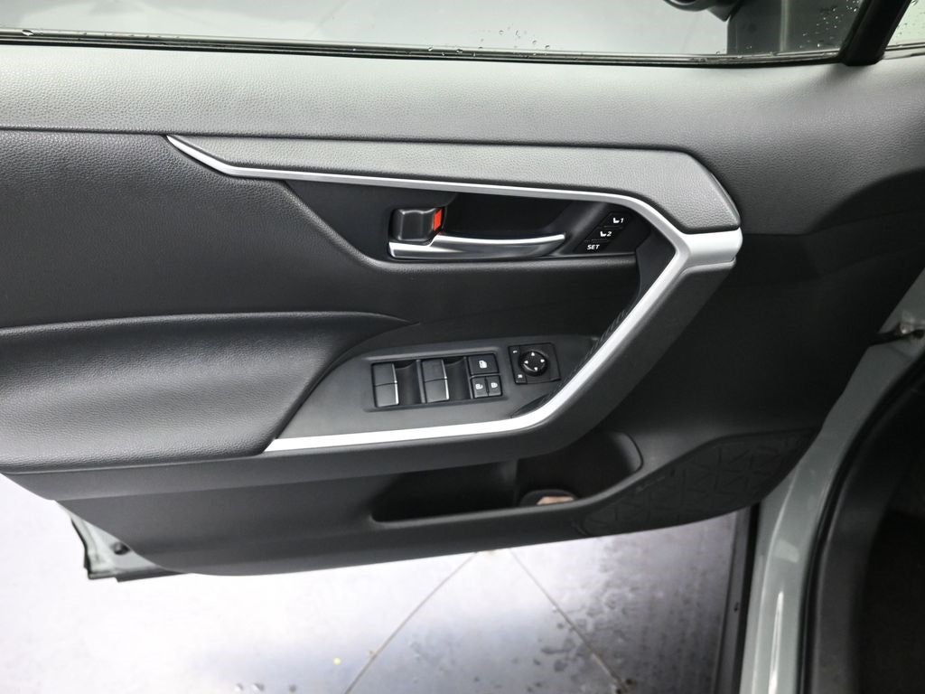 2021 Toyota RAV4 Hybrid XLE Premium