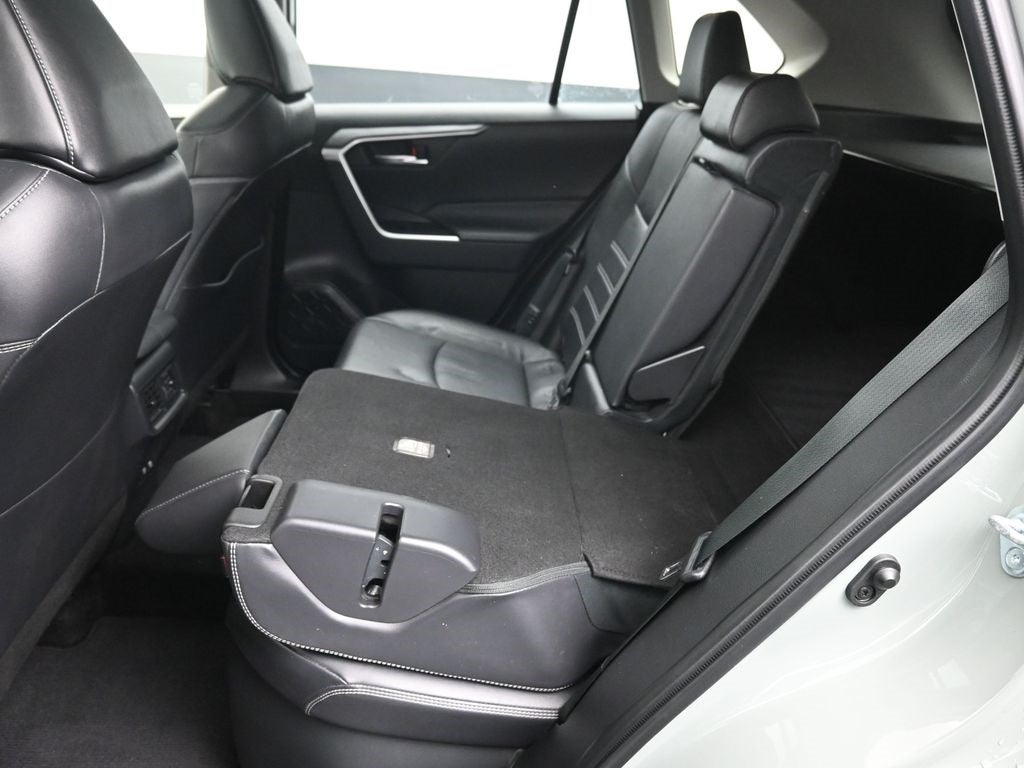 2021 Toyota RAV4 Hybrid XLE Premium