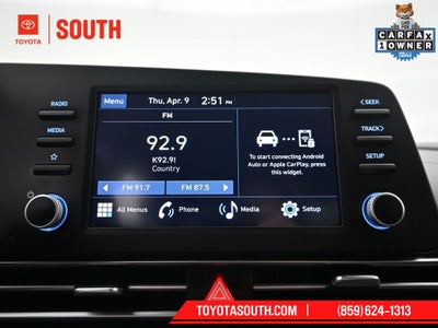 2025 Hyundai ELANTRA SE