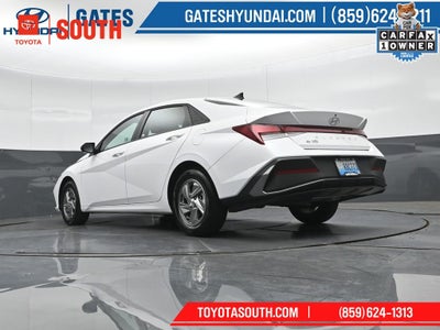 2025 Hyundai ELANTRA SE