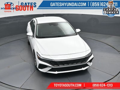 2025 Hyundai ELANTRA SE