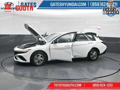 2025 Hyundai ELANTRA SE