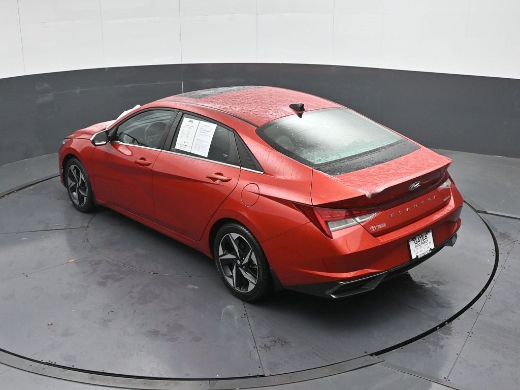 2022 Hyundai ELANTRA Limited