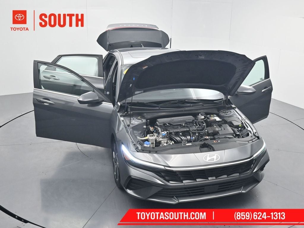 2025 Hyundai ELANTRA SEL Convenience