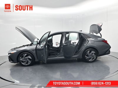 2025 Hyundai ELANTRA SEL Convenience