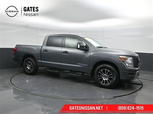 2024 Nissan Titan SV Convenience & Utility Package
