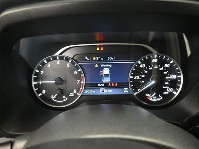 2024 Nissan Titan SV Convenience & Utility Package