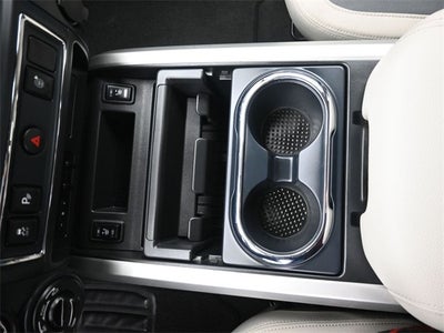 2024 Nissan Titan SV Convenience & Utility Package