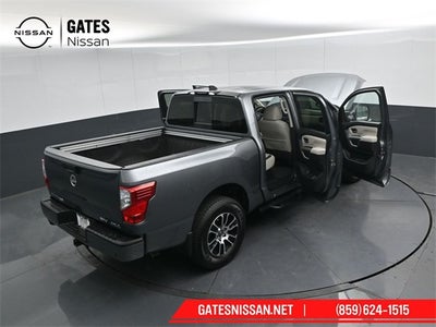 2024 Nissan Titan SV Convenience & Utility Package