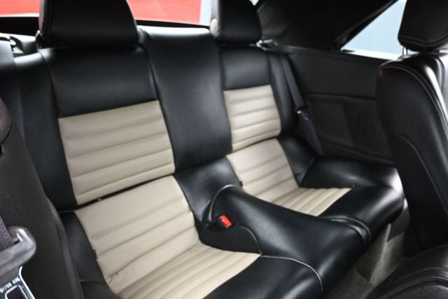 2014 Ford Mustang V6