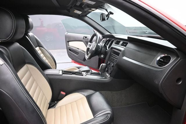2014 Ford Mustang V6
