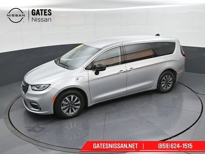 2024 Chrysler Pacifica Hybrid Select
