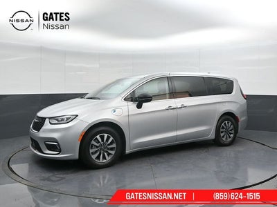 2024 Chrysler Pacifica Hybrid Select