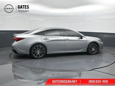 2019 Toyota Avalon XSE