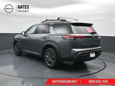2023 Nissan Pathfinder SV