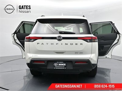 2024 Nissan Pathfinder SV