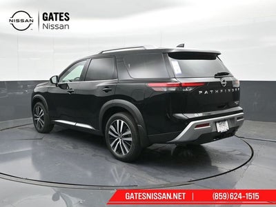 2025 Nissan Pathfinder Platinum