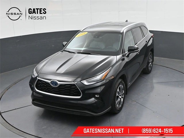 2022 Toyota Highlander Hybrid XLE