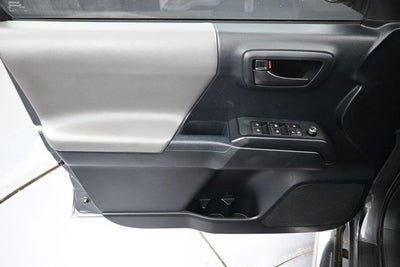 2017 Toyota Tacoma SR