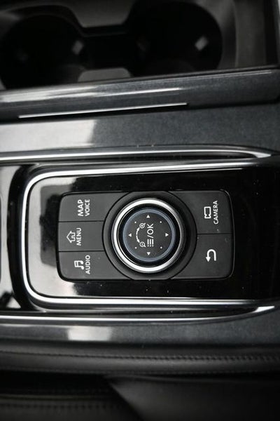 2024 Nissan Armada SV