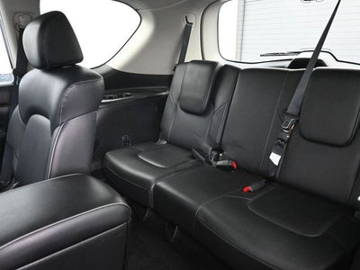 2024 INFINITI QX80 LUXE