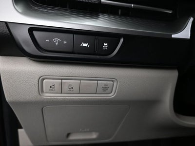 2023 Kia Carnival LX