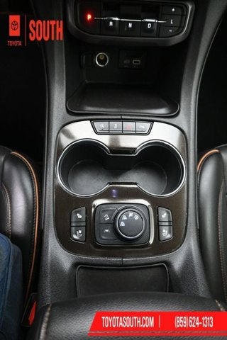 2022 GMC Acadia AT4