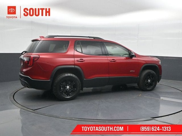 2022 GMC Acadia AT4