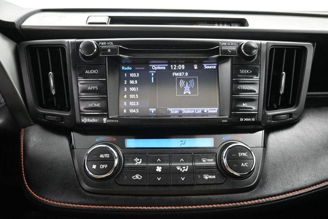 2018 Toyota RAV4 SE
