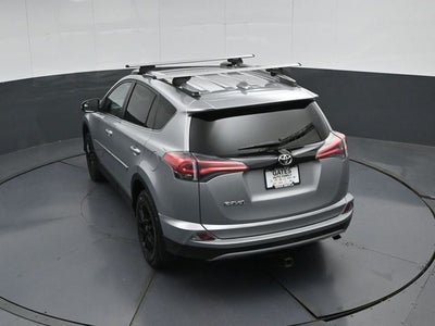 2018 Toyota RAV4 SE