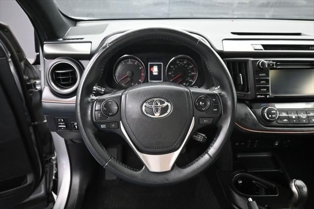 2018 Toyota RAV4 SE