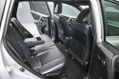 2018 Toyota RAV4 SE