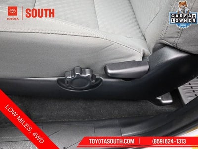 2022 Toyota Tacoma 4WD SR