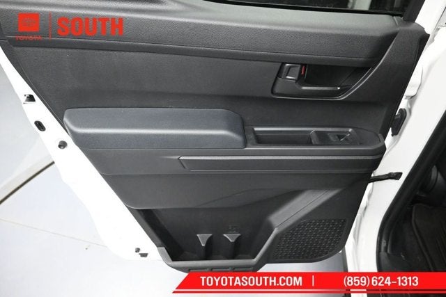 2024 Toyota Tacoma 4WD SR5