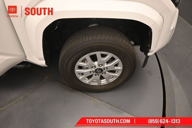 2024 Toyota Tacoma 4WD SR5