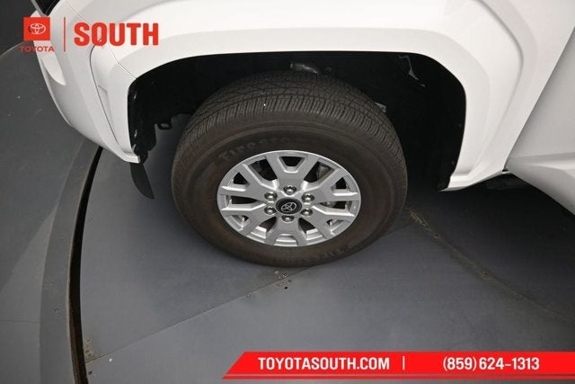 2024 Toyota Tacoma 4WD SR5