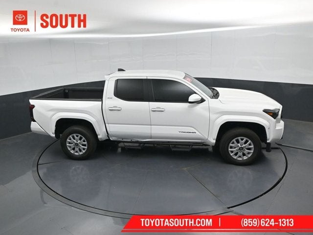 2024 Toyota Tacoma 4WD SR5