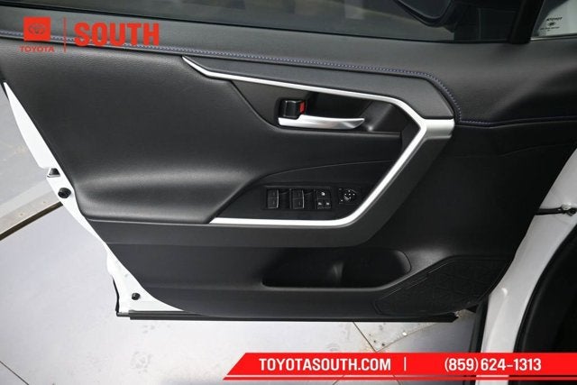 2025 Toyota RAV4 Hybrid XSE