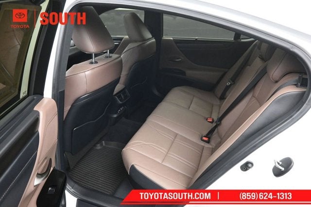 2025 Lexus ES ES 300h Ultra Luxury