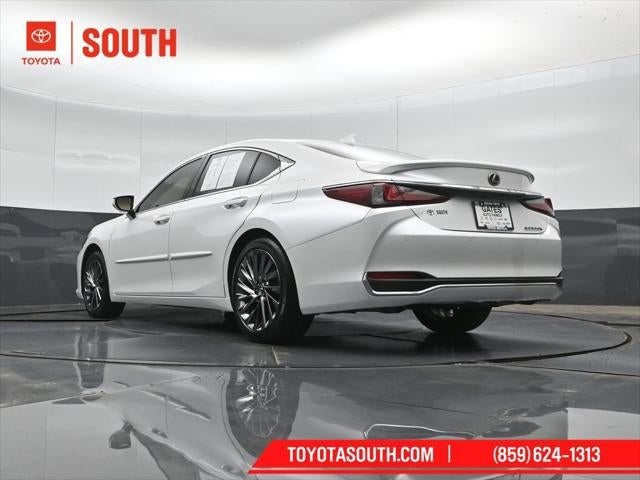 2025 Lexus ES ES 300h Ultra Luxury