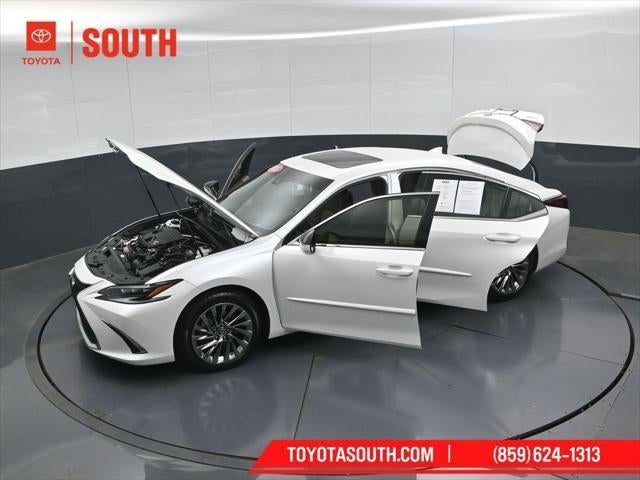 2025 Lexus ES ES 300h Ultra Luxury