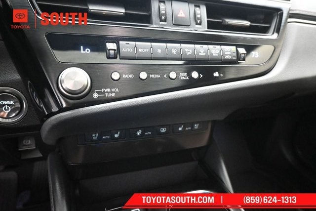 2025 Lexus ES ES 300h Ultra Luxury
