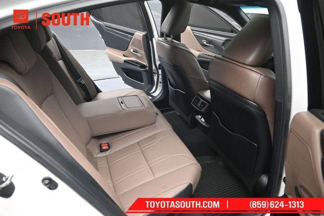 2025 Lexus ES ES 300h Ultra Luxury