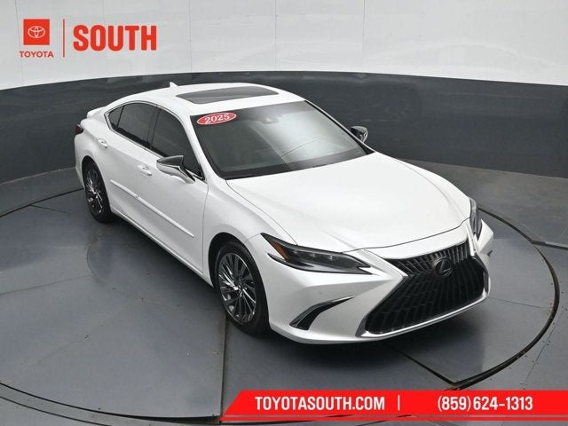 2025 Lexus ES ES 300h Ultra Luxury