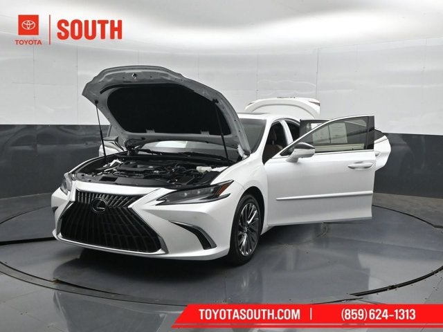 2025 Lexus ES ES 300h Ultra Luxury